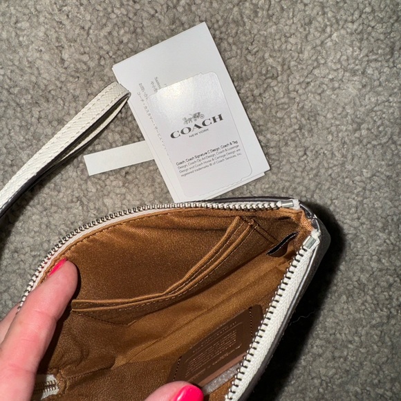 COACH Pac Man Wristlet Leather. Brand new w/out tags. Never used. - Picture 3 of 3